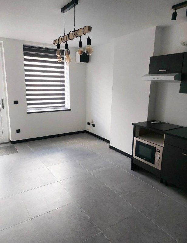 Studio rénové 40m² – Centre-ville - Image 3